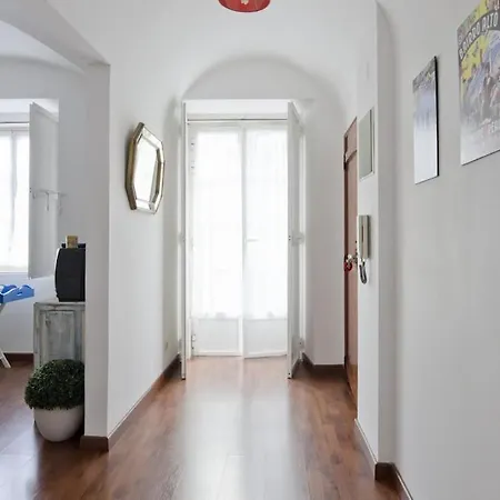 New In Town Principe Real Apartament